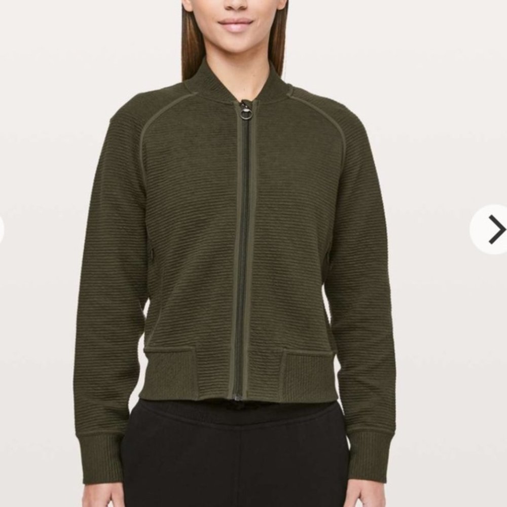 Lululemon 2018 On Repeat Bomber Textured Full Zip Jacket In Dark Olive Size 12